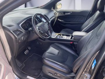 Ford Edge - 8