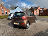Hyundai i10 FIFA World Cup Edition Sitz+Lenkradhzg/Klima - gebrauchte Hyundai i10 aus dem Jahr 2015