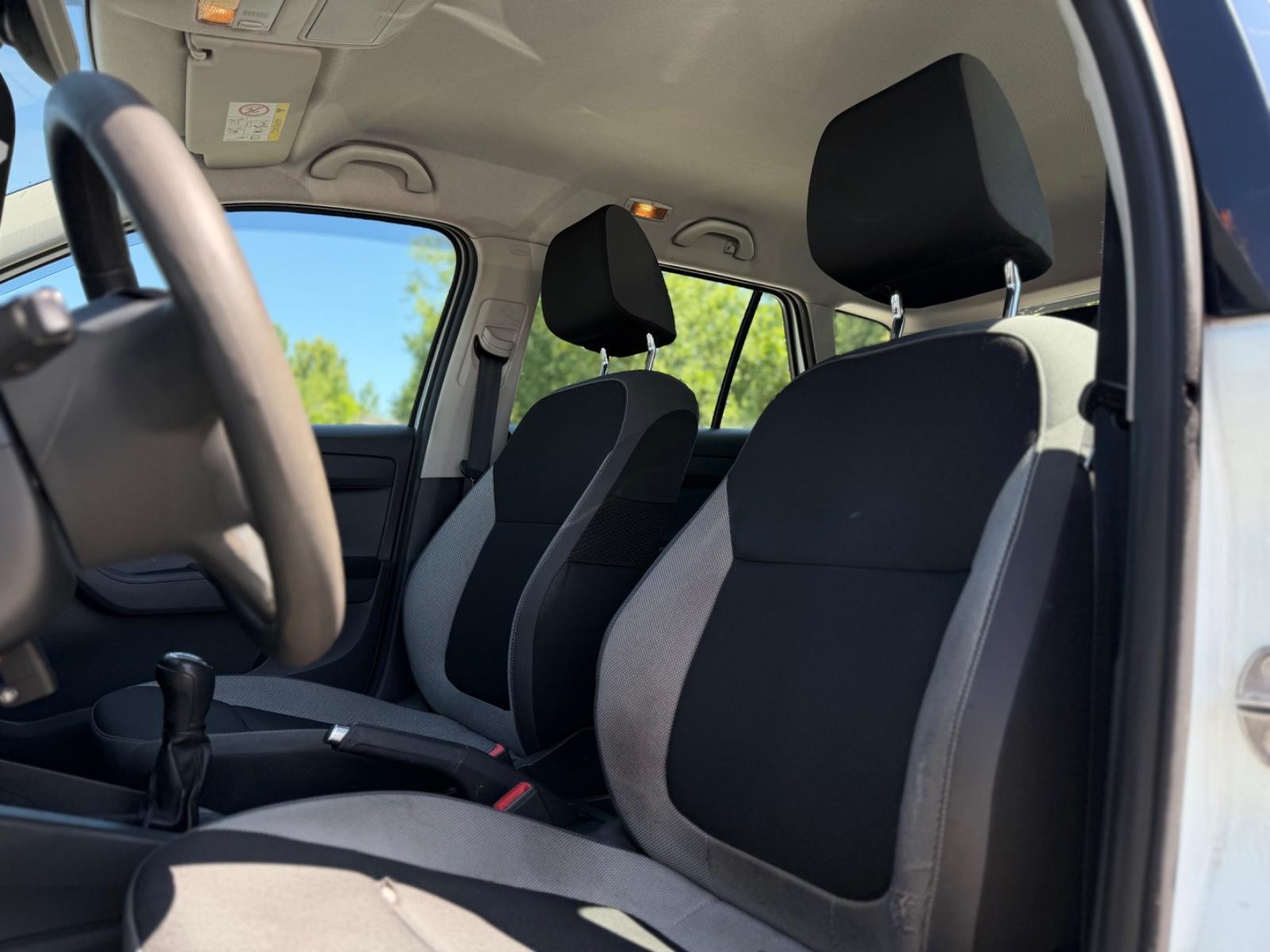 Skoda Fabia 2015 — photo 15