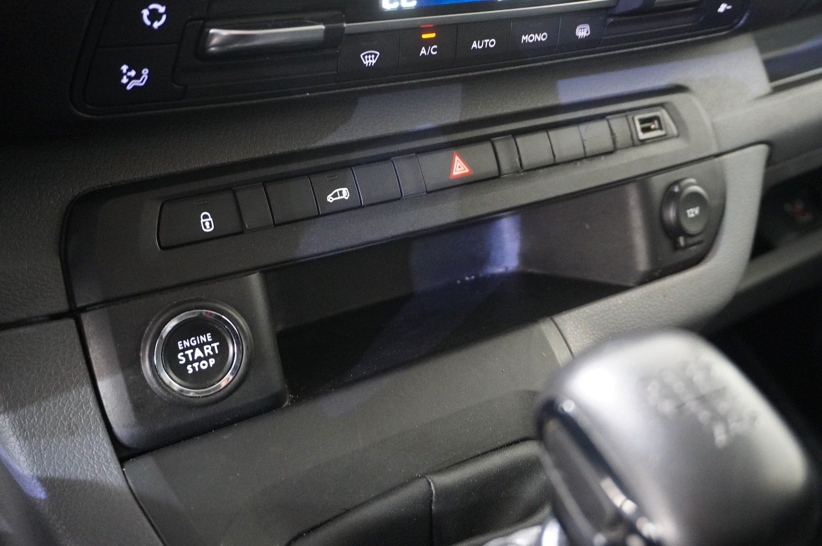 Fahrzeugabbildung Opel Vivaro Kasten M 1.5D EDIT WÜRTH NAVI/KAMERA/TEMP