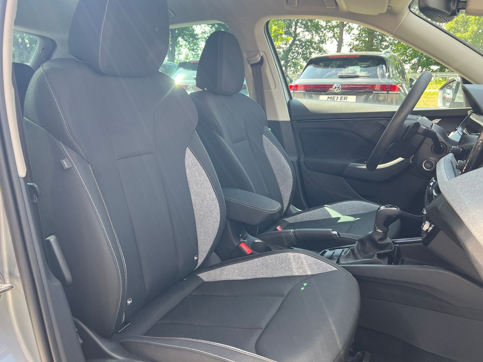Fahrzeugabbildung SKODA Kamiq Selection 1.0 TSI DSG *AHK, ACC, LED, Kame