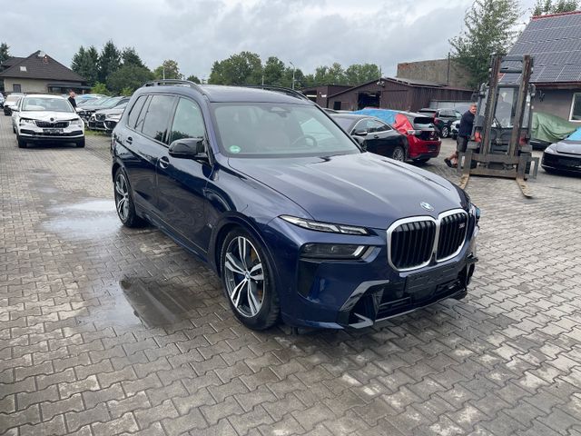 BMW X7 M60 M60i xDrive