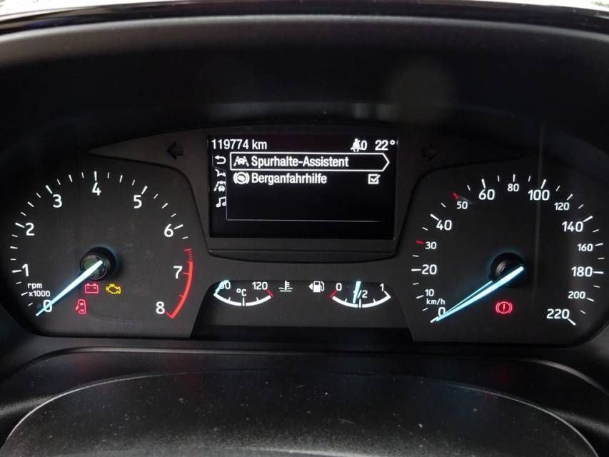 Fahrzeugabbildung Ford Fiesta 1,1 Cool & Connect Klima Winterpaket