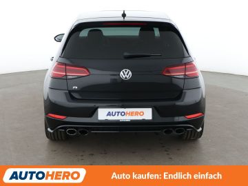 Volkswagen Golf - 5