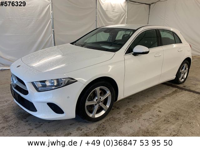 Mercedes-Benz A 250 e Navi Leder 17" MBUX DAB Tempo Unfallfrei