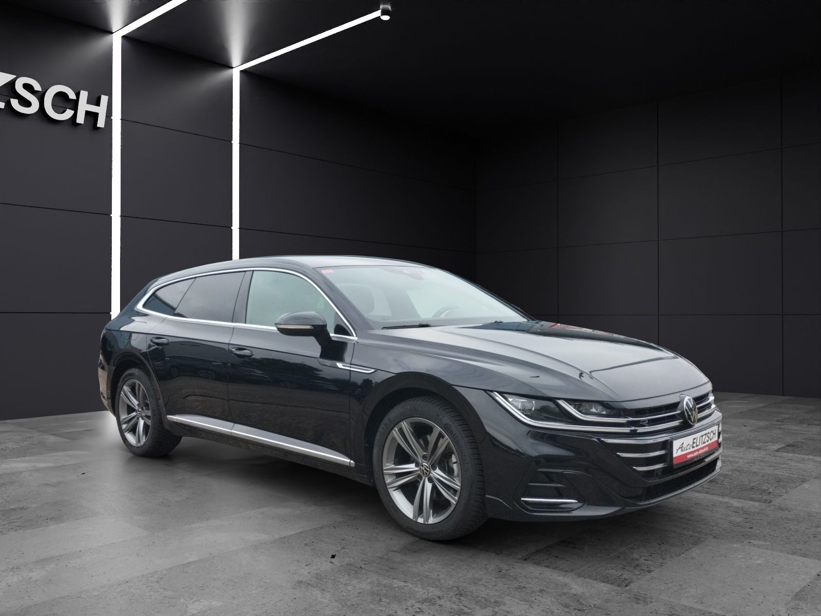 Fahrzeugabbildung Volkswagen Arteon SB TSI R-Line DSG Matrix AHK Navi AID ACC