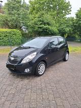 Chevrolet Spark schwarz 2.Hand EZ 02/2011 ... - Chevrolet Spark in Düsseldorf