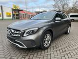 Mercedes-Benz GLA 200 Navi Kamera Leder  Elektr. Heckklappe  - : Grau, Elektr Heckklappe