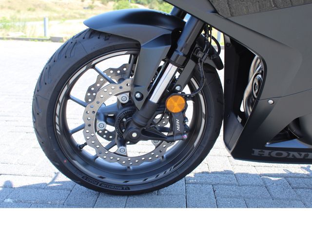 Honda CBR500R e-Clutch