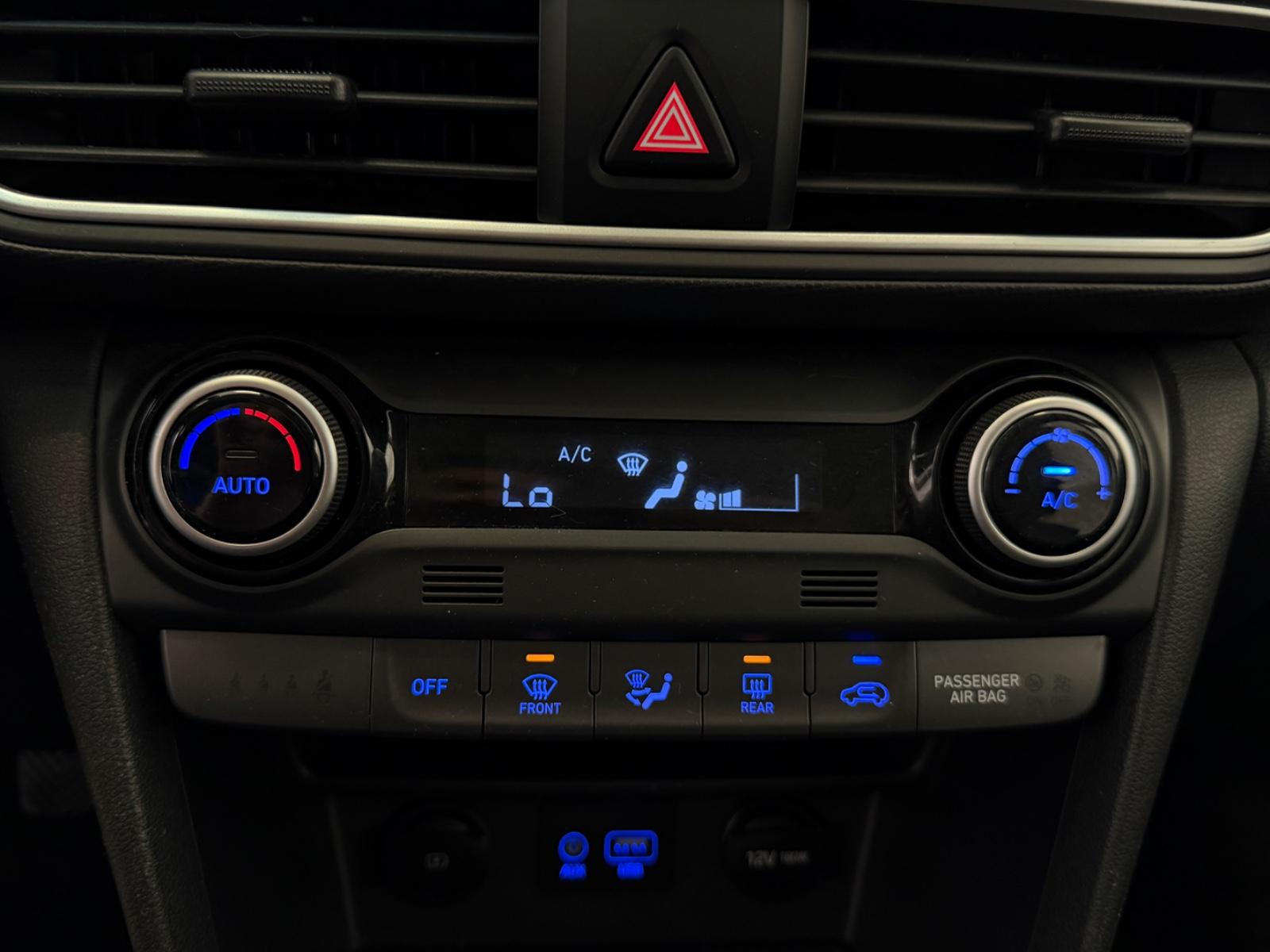 Hyundai Kona Trend 2WD/KAMERA/CARPLAY/SHZ/INSPK NEU