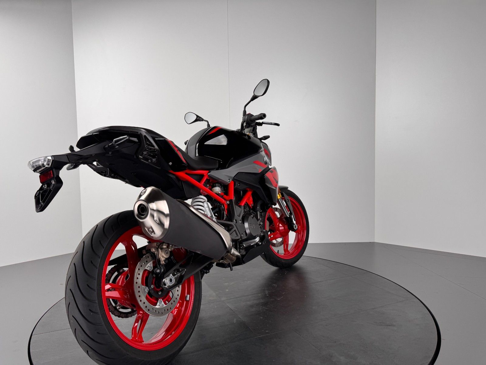 Fahrzeugabbildung BMW G310 R *NEUWERTIGER ZUSTAND