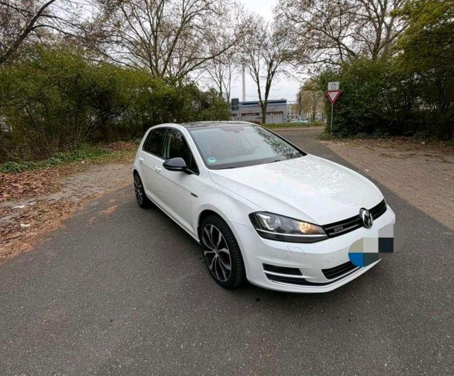 Image of Volkswagen Golf