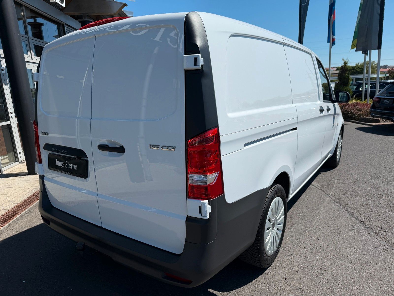 Fahrzeugabbildung Mercedes-Benz Vito 116 CDI Klima Kamera AHK Navi