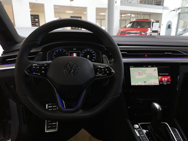 Arteon R Shooting Brake TSI 4M DSG PANO Navi AZV