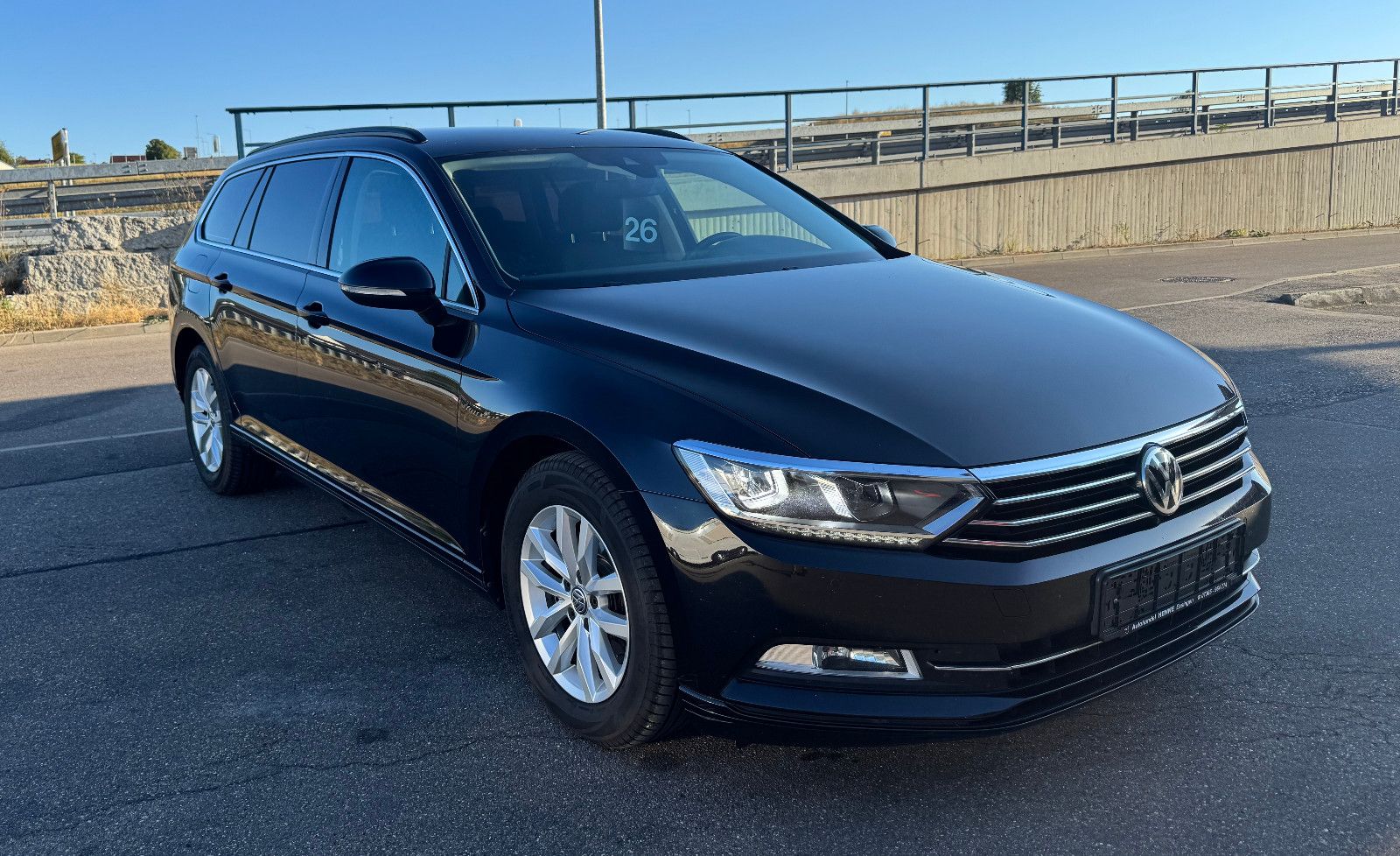 Volkswagen Passat Variant 2.0 TDI DSG LED Virt ACC Navi Cam imagem 2