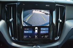 Fahrzeugabbildung Volvo XC60 B4 D AWD Autom. R-Design*STHZG*RFK*ACC*AHK