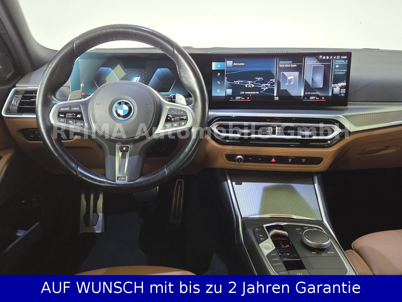 Fahrzeugabbildung BMW 320e Touring xDrive M Sport, LED, HUD