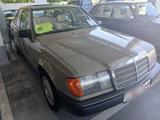 Mercedes-Benz Mercedes 230E,W124,Oldtimer,a.1HD,5Gang,Eu... - Mercedes-Benz 230: W124 230e