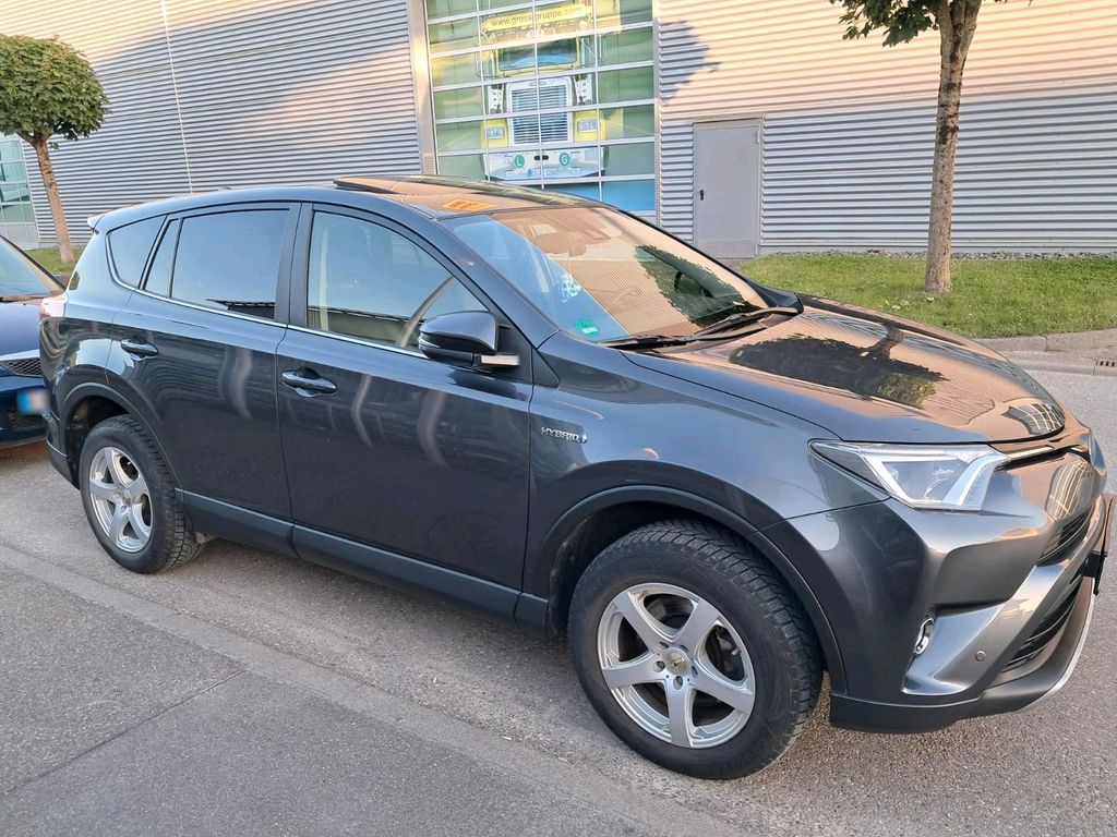 Image of Toyota RAV 4