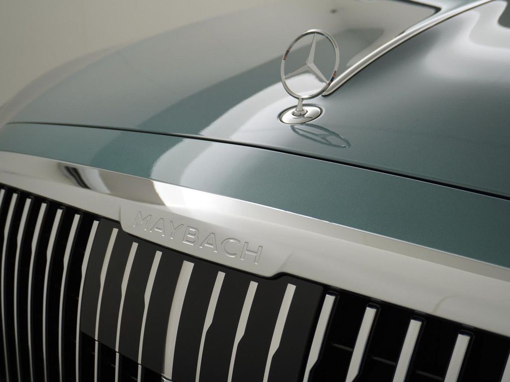 Mercedes-Benz S 580 e 4MATIC Maybach achteras besturing, Manuf