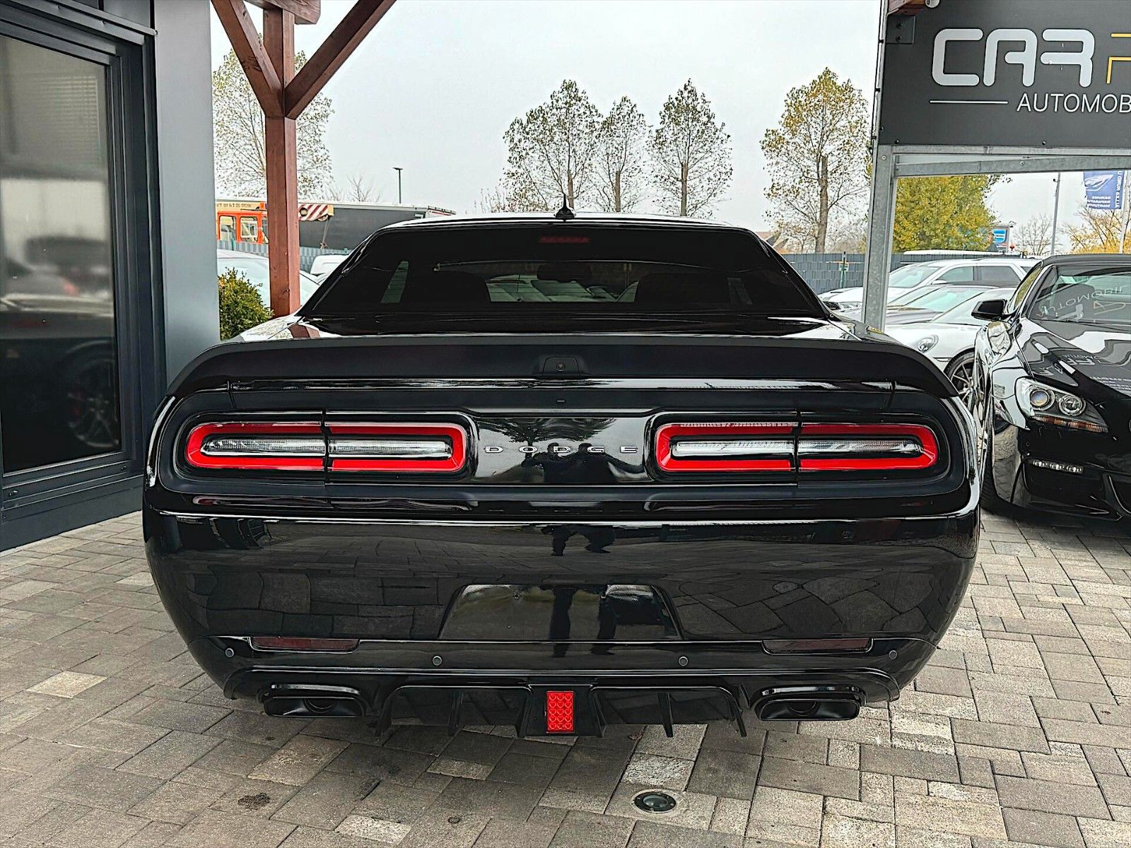 Fahrzeugabbildung Dodge Challenger 6.4 V8 SRT 392 SCAT PACK Performance