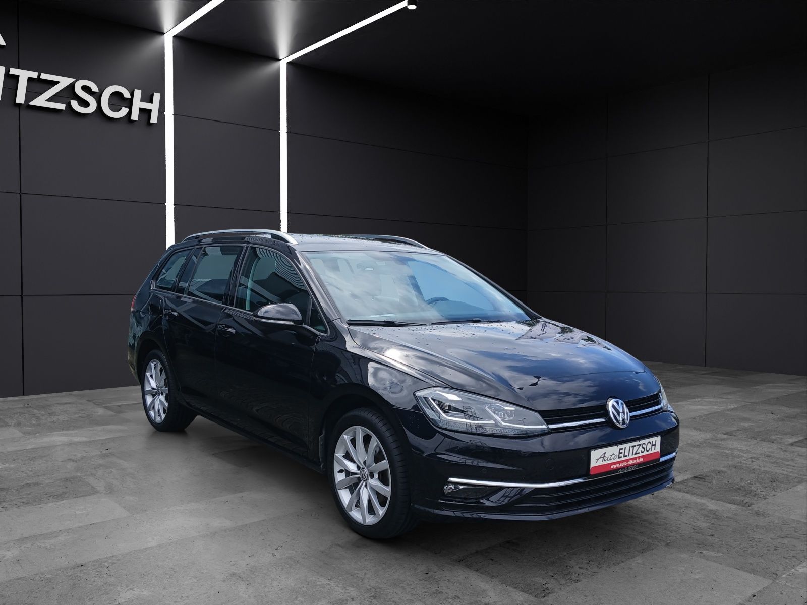 Fahrzeugabbildung Volkswagen Golf VII Variant TSI Comfortline LED Navi GRA PD