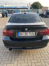 BMW 318i - Xenon, LCI Navi, Pano, Sitzheizung - BMW 318 in Oberhausen