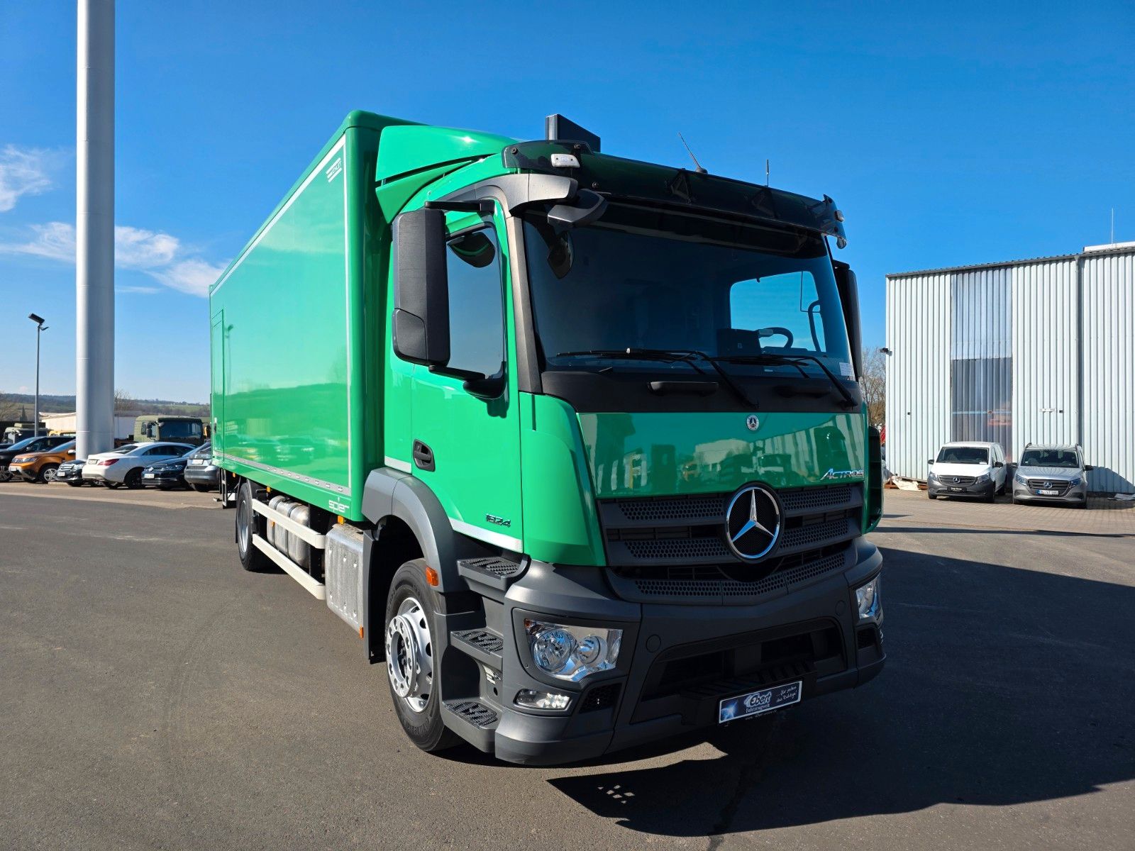 Fahrzeugabbildung Mercedes-Benz Actros 1824 L 4x2 LBW 2.000kg Tür Kamera Navi