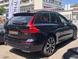 Volvo XC60 Ultimate Dark AWD*PANO*HUD*ACC*AHK*360°* - Volvo XC60: Ultimate Dark