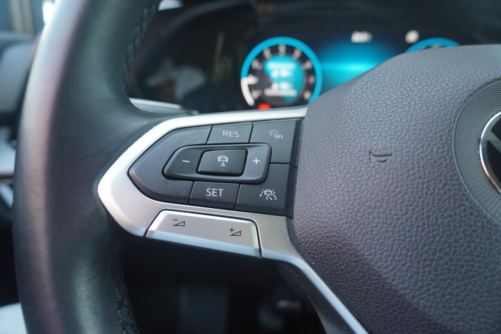 Volkswagen Golf VIII 1.5 TSI LED Navi Kamera Standheizung, миниатюра 26