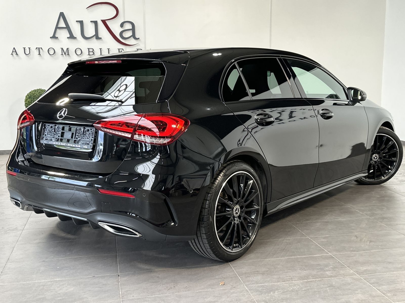 Fahrzeugabbildung Mercedes-Benz A 200 AMG Line NAV+LED+KAMERA+PANORAMA+WIDESCREE