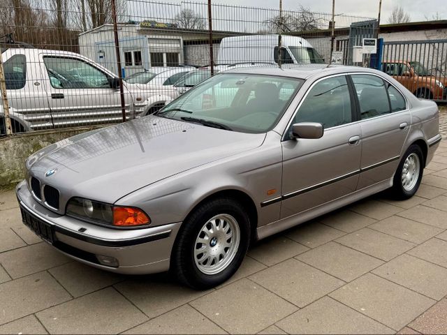 BMW 520i A /AUTOMATIK/ Tüv 05.26