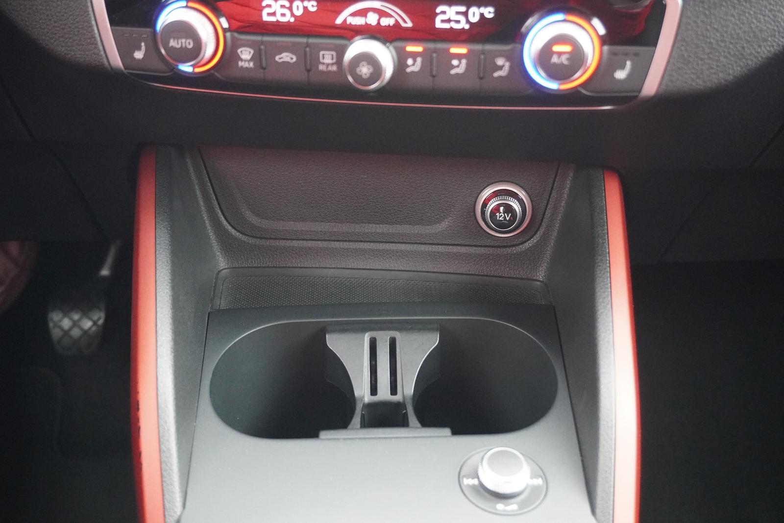 Audi Q2 1.0 TFSI Sport LED Navi Tempomat Sitzheizung