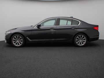Fahrzeugabbildung BMW 540i Luxury Line HUD ACC LED Kamera 360°