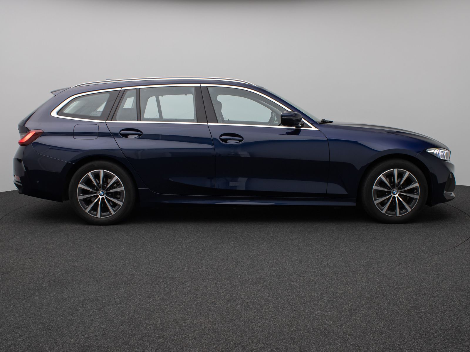 Fahrzeugabbildung BMW 320d xD Kamera HUD DAB Komfort Sport Individual