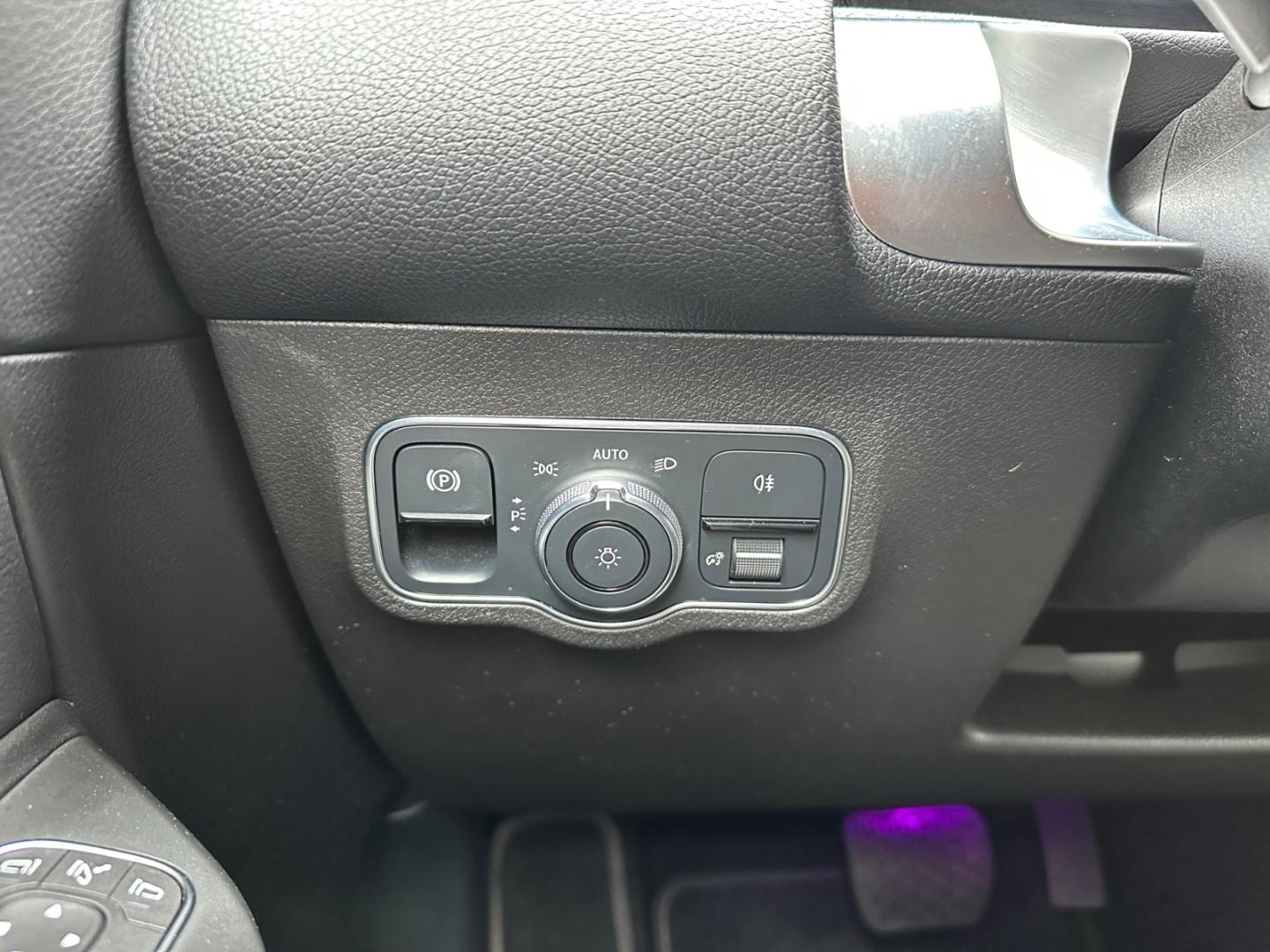 Mercedes-Benz GLB d 8G-DCT Progressive *LED*digi CP*AHK*CA, миниатюра 21