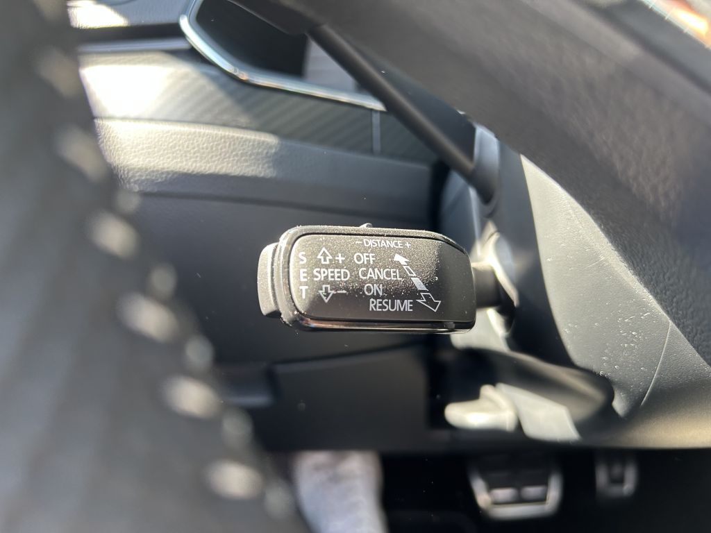 Fahrzeugabbildung SKODA Superb Combi 2.0 TDI DSG Sportline+Busin.Columbu