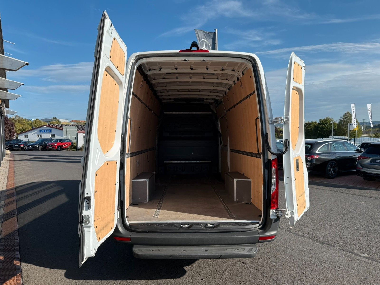 Fahrzeugabbildung Mercedes-Benz Sprinter 317 CDI 9G 4325 Klima Kamera LED
