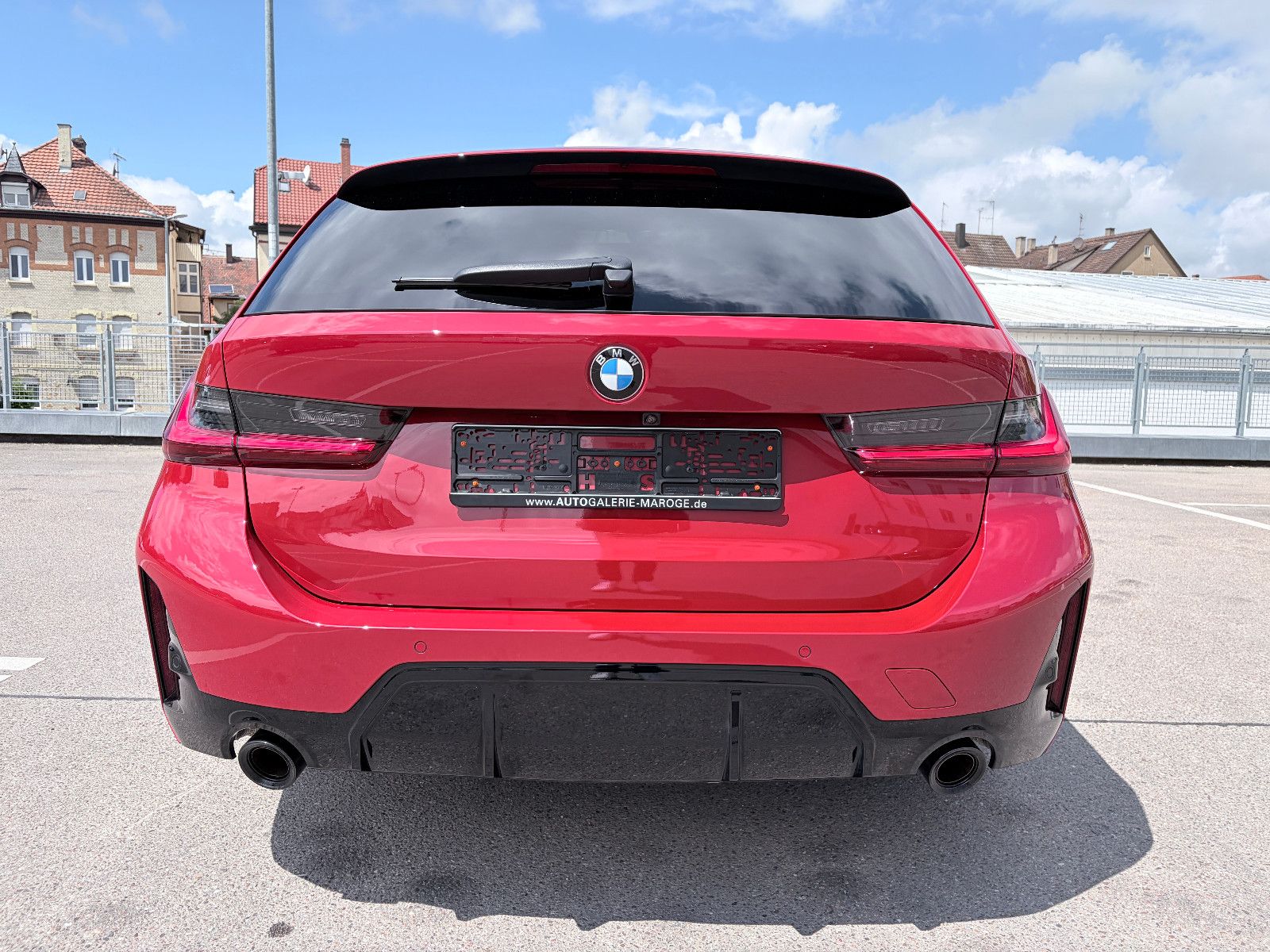 BMW 320 i Aut M Sport PANO/AHK/HUD/360°/STANDHEIZUNG foto 6