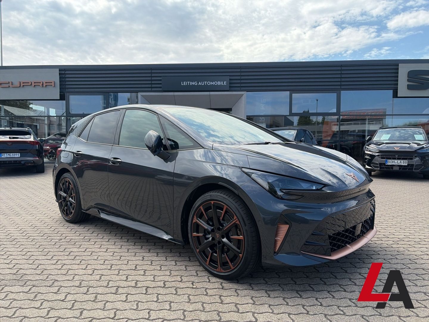 Cupra Born VZ 326 PS 79 kWh NAVI MEMORY SITZE 360 KAME imagem 3