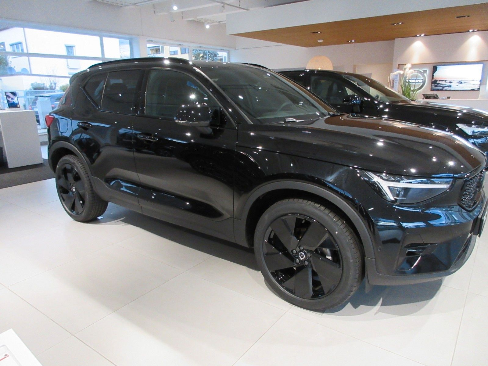 Fahrzeugabbildung Volvo XC 40 B3 Ultra Black Edition | 360° | NS | Navi