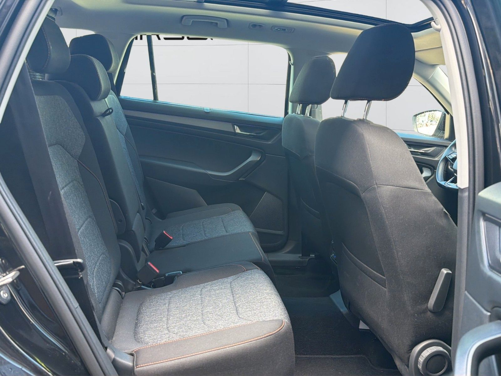 Skoda Kodiaq Ambition 1.5 TSI LED SHZ AHK RFK ACC NAVI foto 22