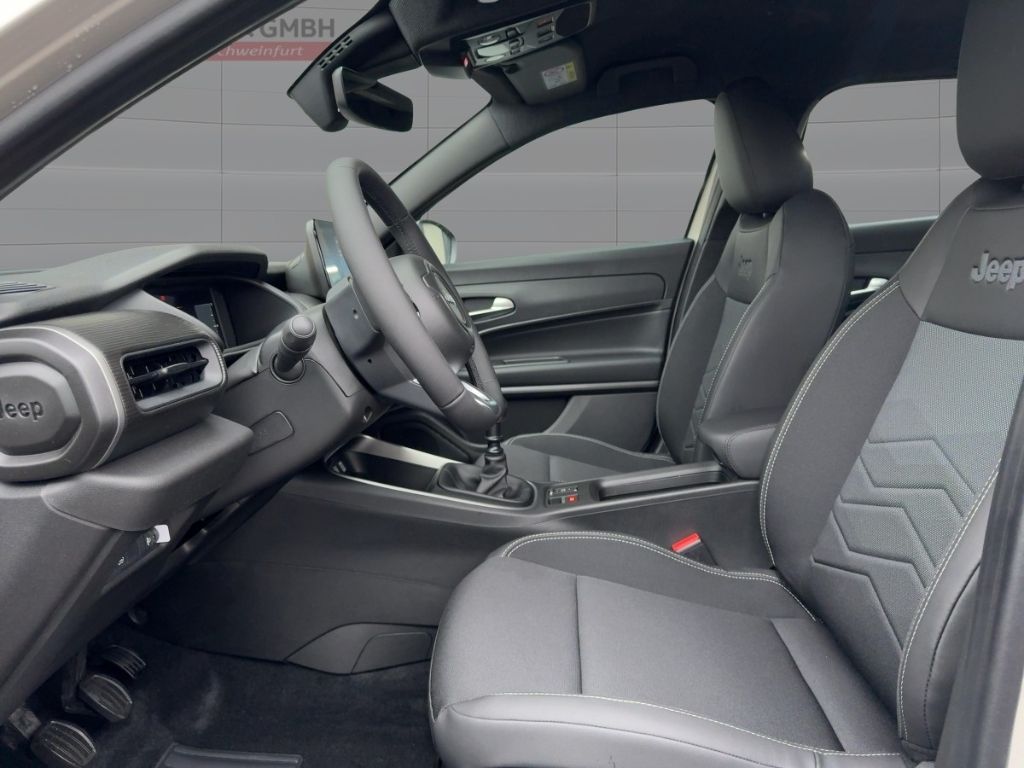 Fahrzeugabbildung Jeep Avenger Altitude Winter Paket