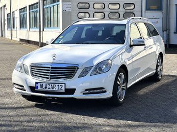 Mercedes E 220 - 2