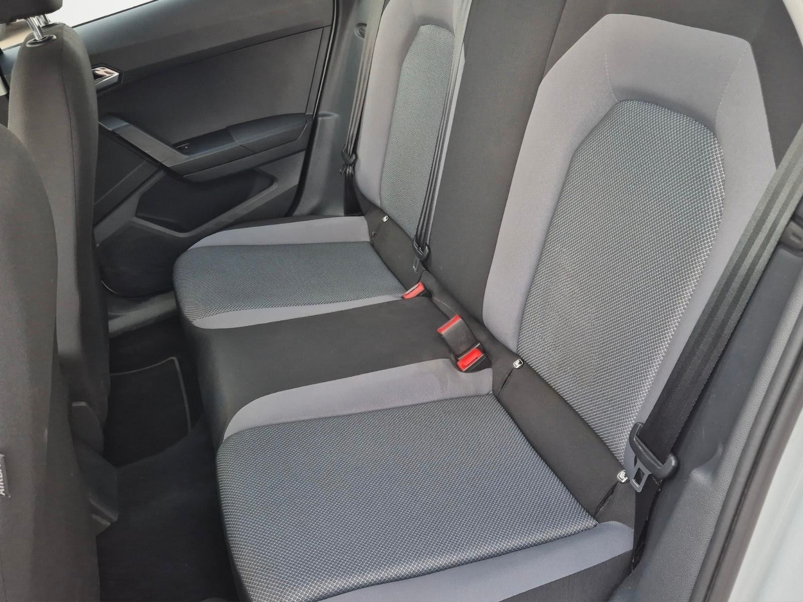 Fahrzeugabbildung SEAT ARONA STYLE DSG LED GRA APP ALU ALLWETT