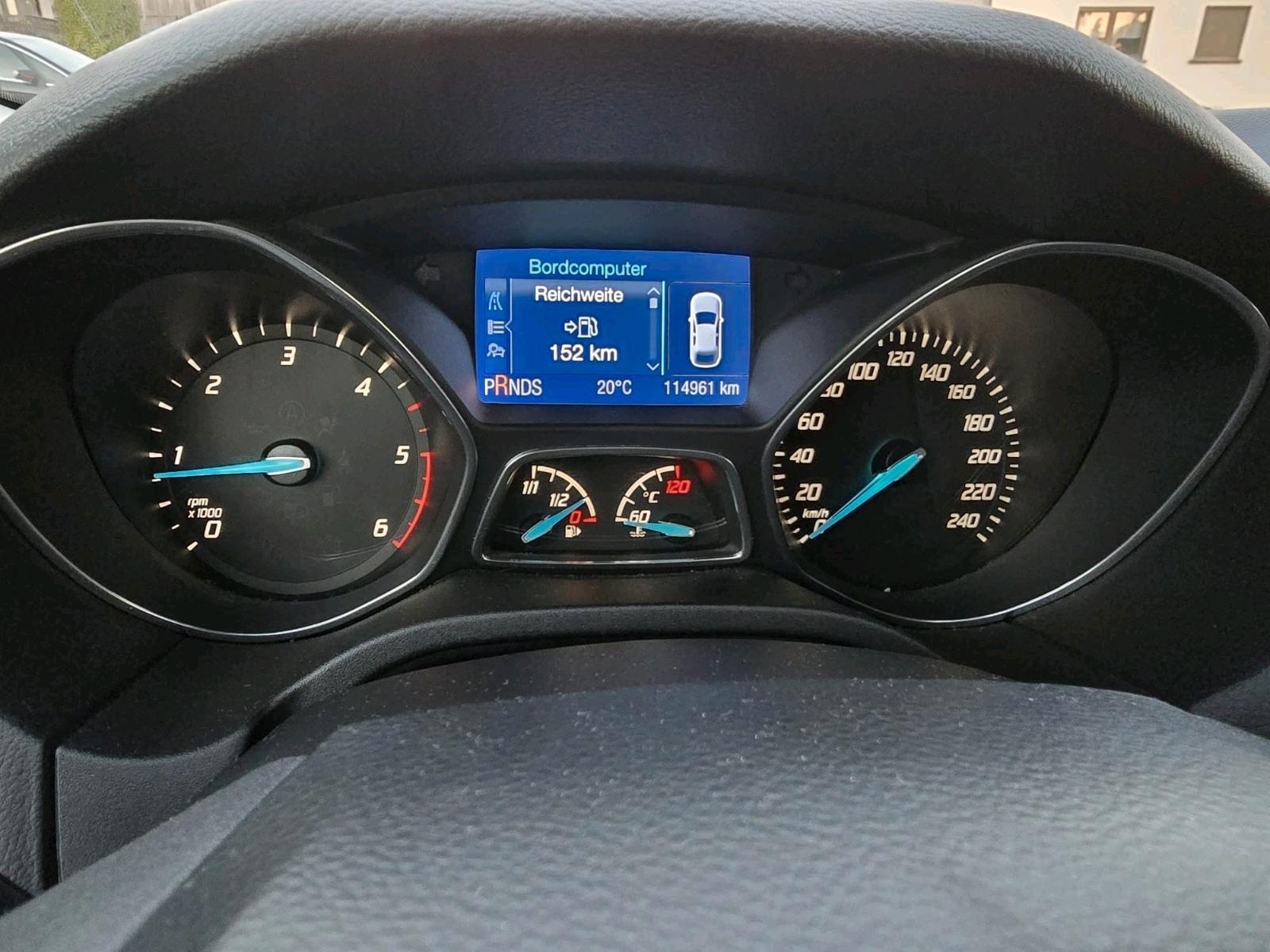 Ford Focus 2013 — фото 12