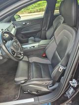 Volvo V60 D3 R Design,Kam,LED,AHK,el.Heck,H&K - Volvo Gebrauchtwagen in Pforzheim