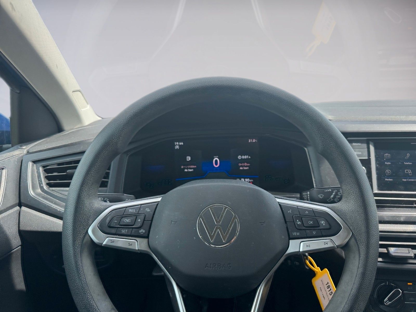 Fahrzeugabbildung Volkswagen Polo VI 1.0 MPI