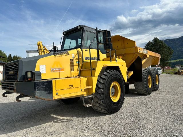 Komatsu HM 400