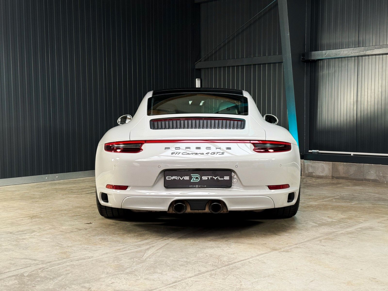 Fahrzeugabbildung Porsche 991 4 GTS + Lift + Vierradlenk + Appr. + Scheckh